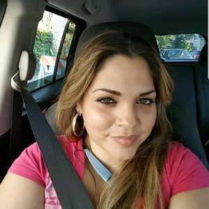 Meet your Posher, Tania